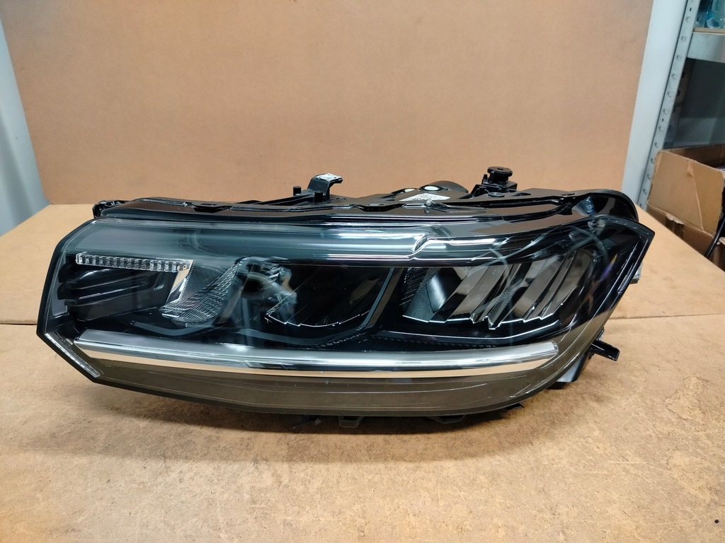 фото №1, Vw t-cross lift led лампа левая idealna