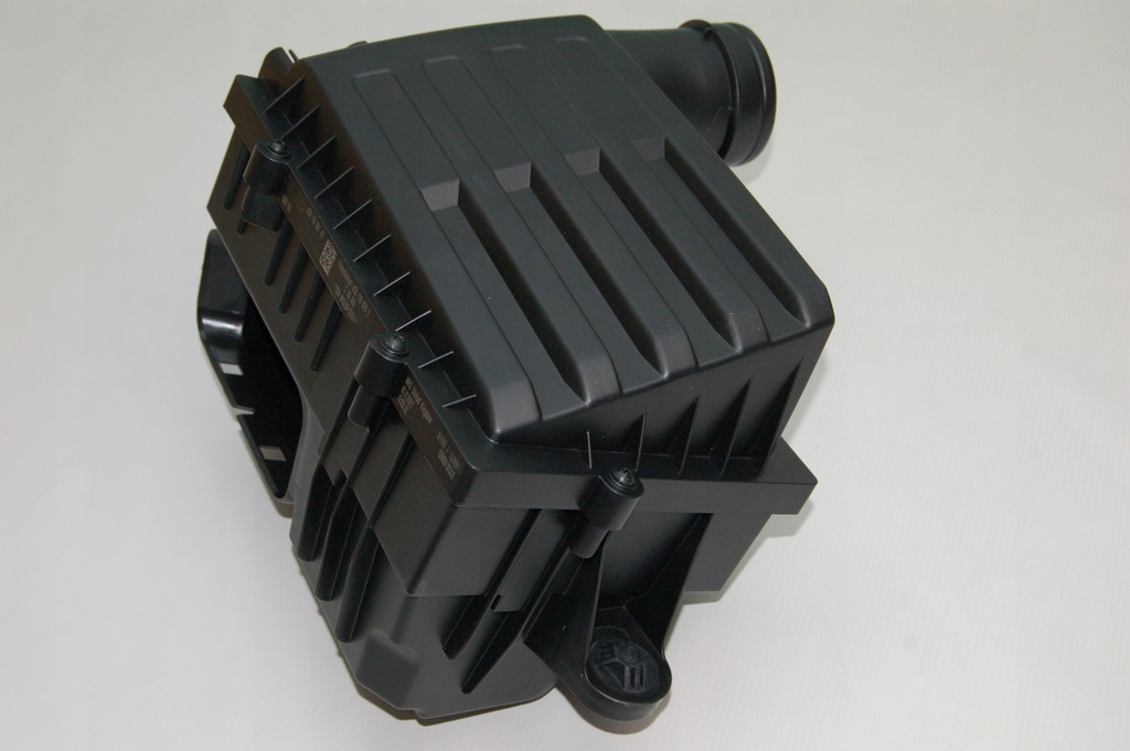 фото №15, Корпус фильтра воздуха kpl. с фильтром audi a3 1.8 13-