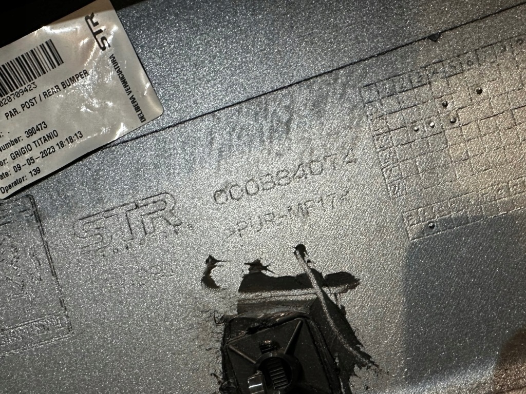 Ferrari purosangue задний бампер бампер 884074 985958029 958047 Цена