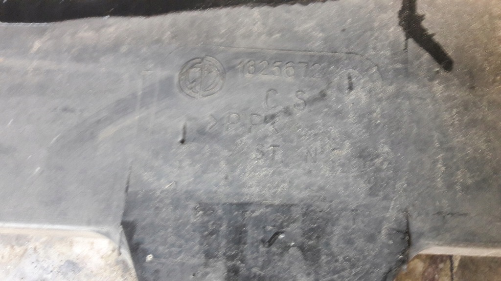 фото №11, 1825672 бампер задня fiat punto i