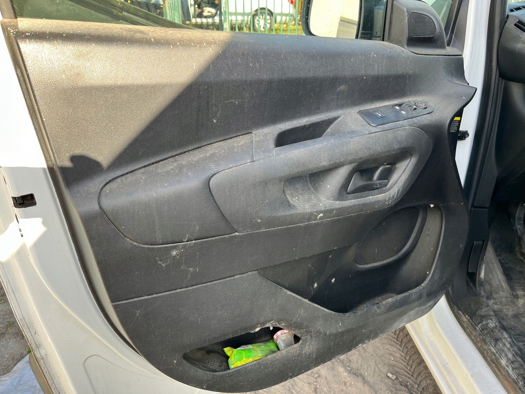 фото №10, Citroen berlingo iv салон панель приладів кондиціонер сидіння килимки комплект 2020 rok