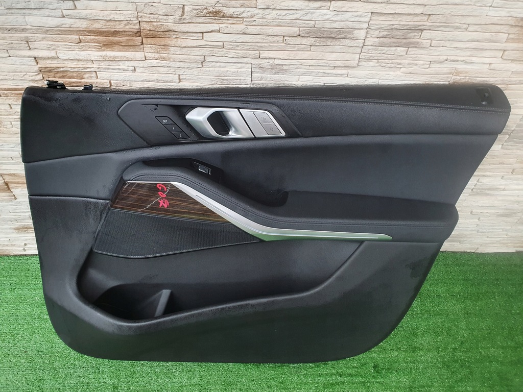 фото №1, Оббивка двері bmw x7 g07