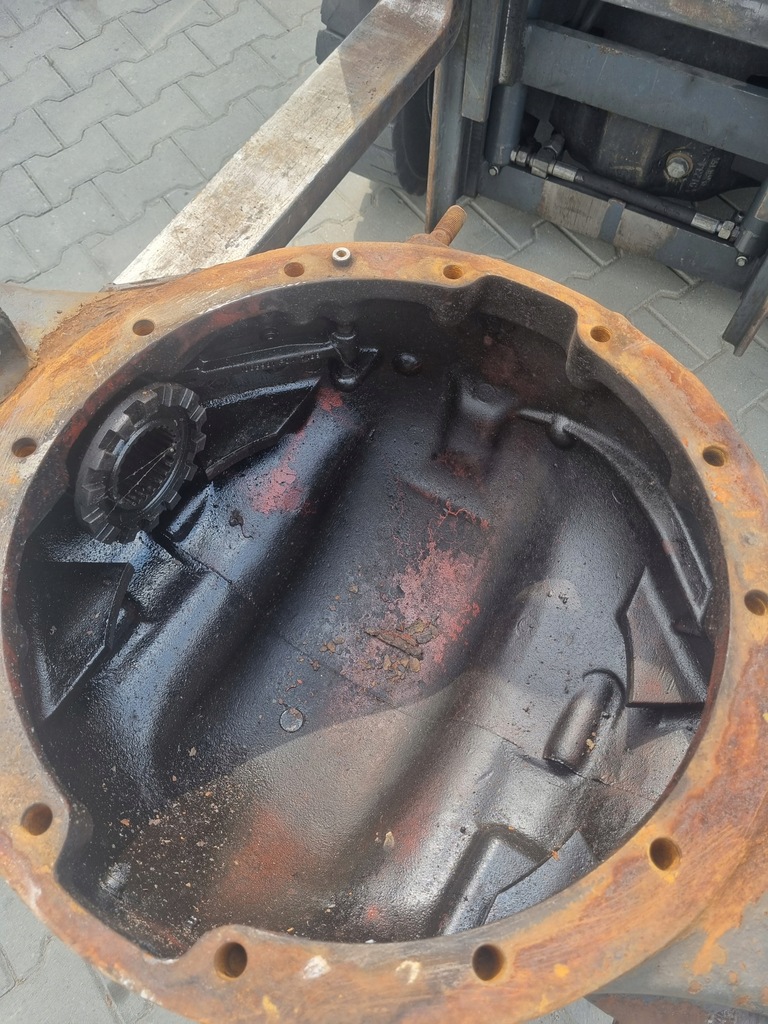 фото №6, Корпус мост балка моста ev91 volvo fh fm 9 13 4 fmx 12 шпилька