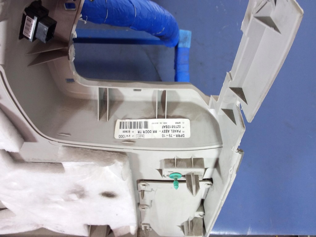 фото №6, Chrysler town country v обшивка дверь задняя правый