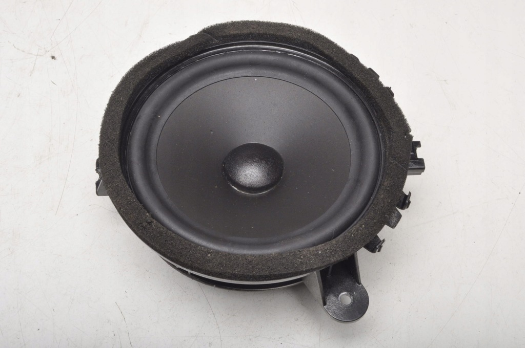 фото №1, Volvo v70 iii динамик 8676891 premium sound