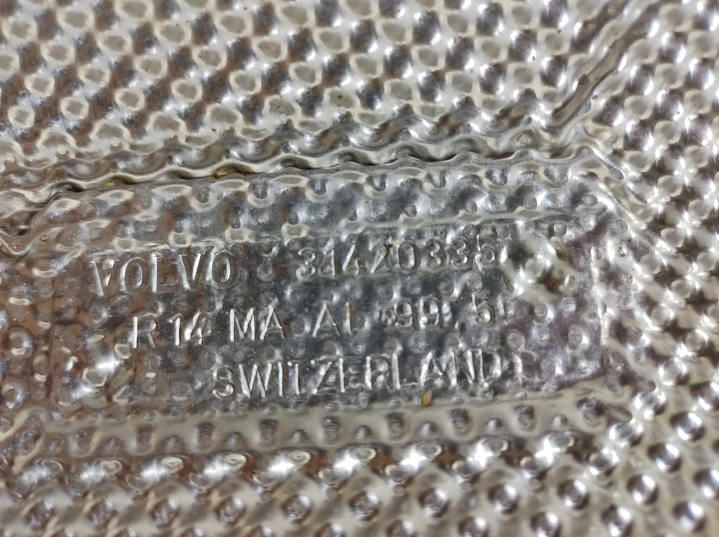 фото №7, Volvo v60 2.0 d4 18r- защита тепловая