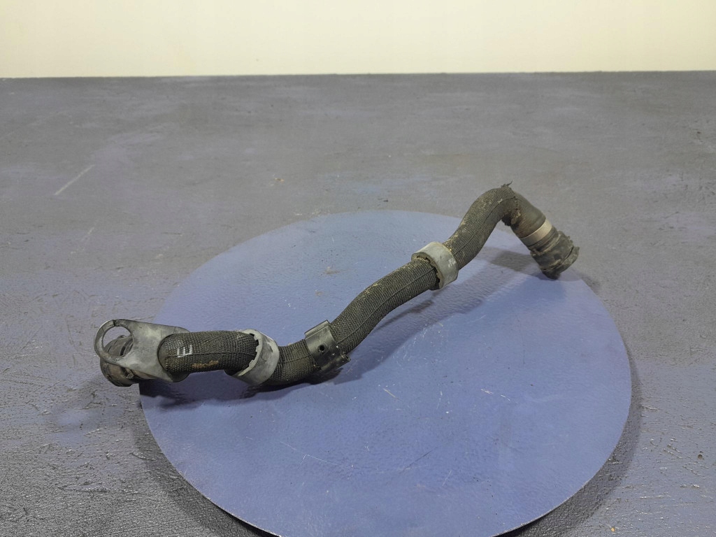 Mercedes a35 w177 2.0b 306 km шланг пабтрубок  воды a1775010102 в Украине