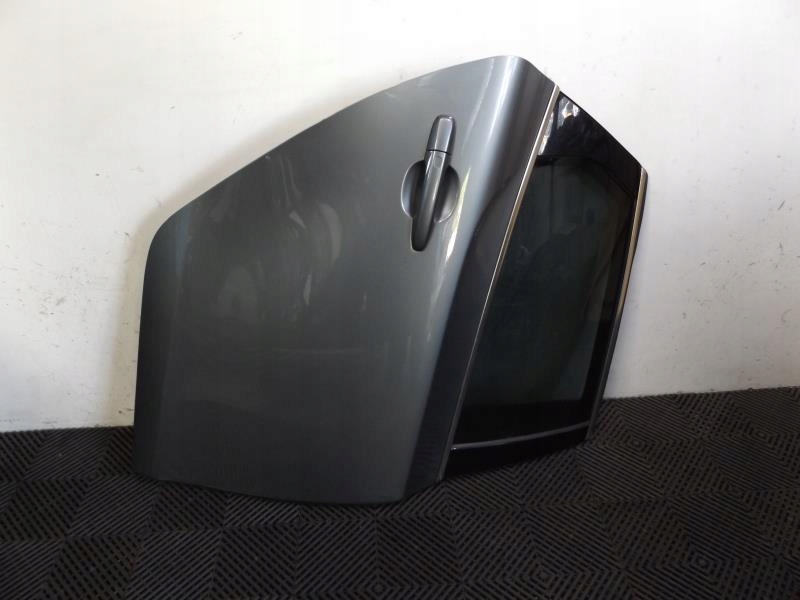 фото №1, Volvo v40 xc40 двері правий задня задні