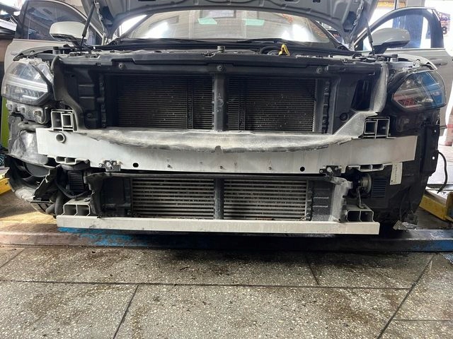 фото №1, Volvo s90 d5 pas передній kompletny з радіаторами