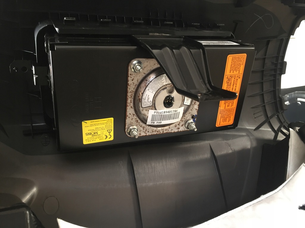 фото №6, Hyundai i20 12-14 приборная панель подушки безопасности ремни подушка безопасности kpl.