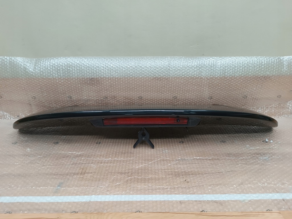 фото №1, Renault clio iv kombi 2012+ спойлер спойлер крышка багажника задняя 960303795r