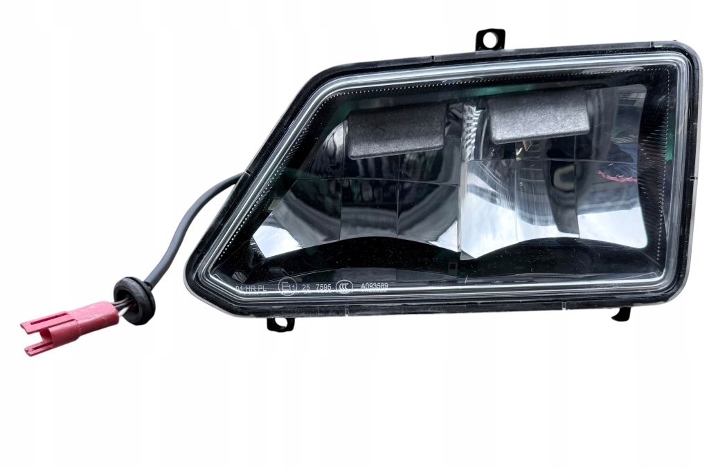 Купить Противотуманная фара крышный дальний свет scania левый оригинал 25522708