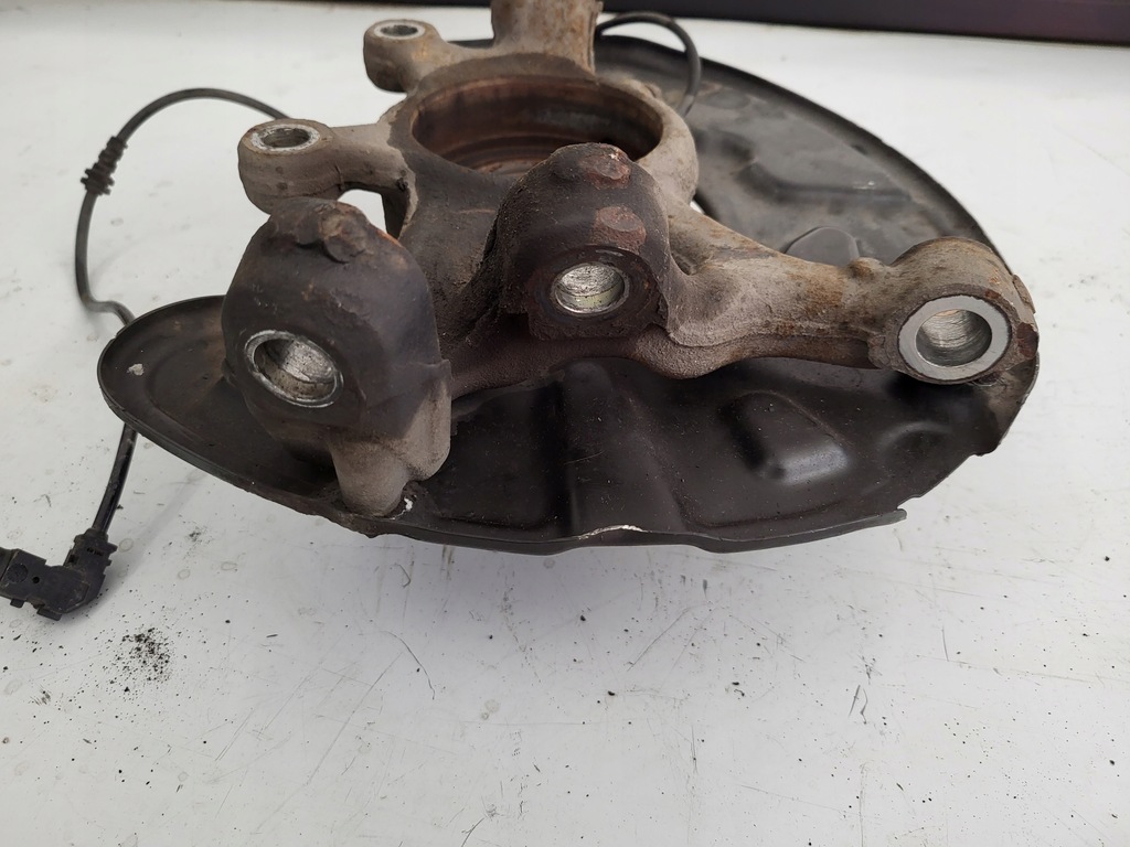 фото №8, Mercedes glk x204 10r 3.0 cdi поворотный кулак левая перед