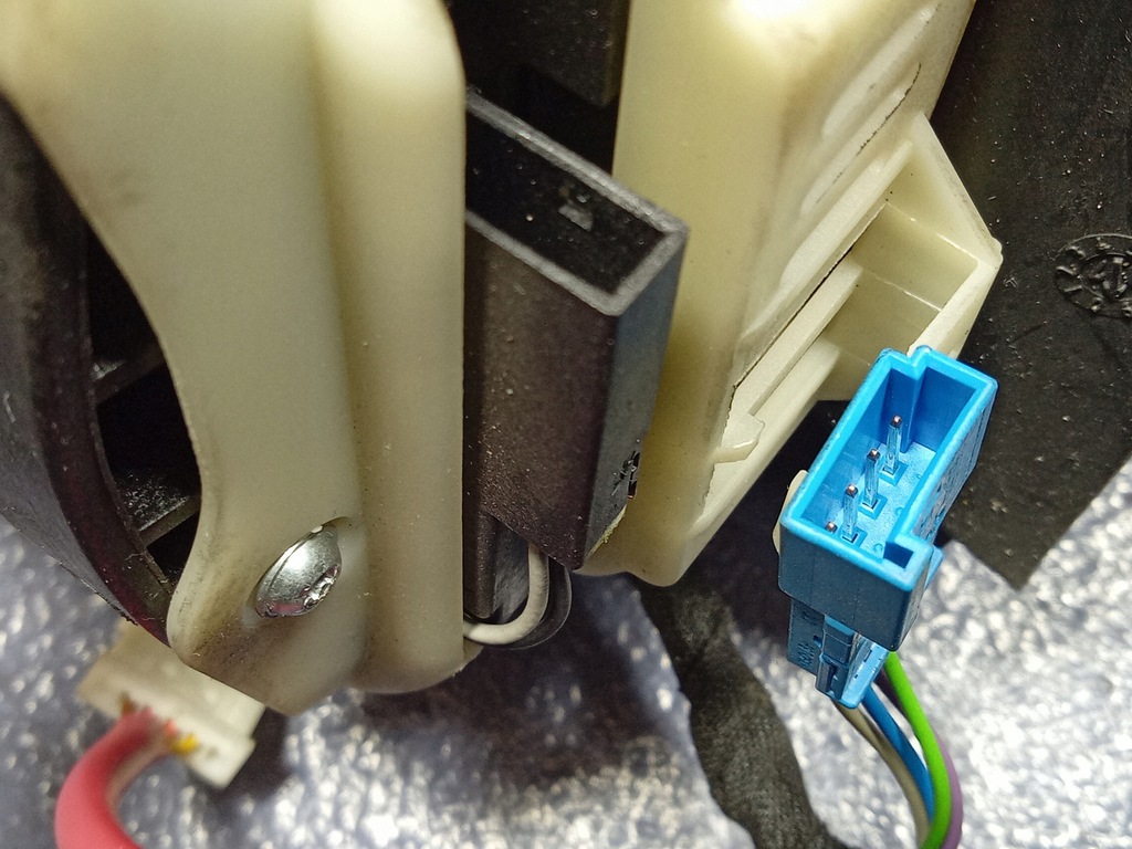 фото №7, Bmw 1 e87 рычаг выборщик коробки 7549054