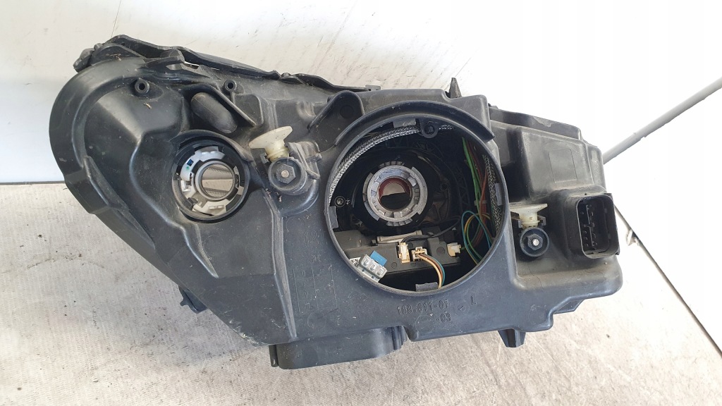 Bmw z4 e89 лампа перед ліва ксенон оригінал європа пошкоджена в Україні