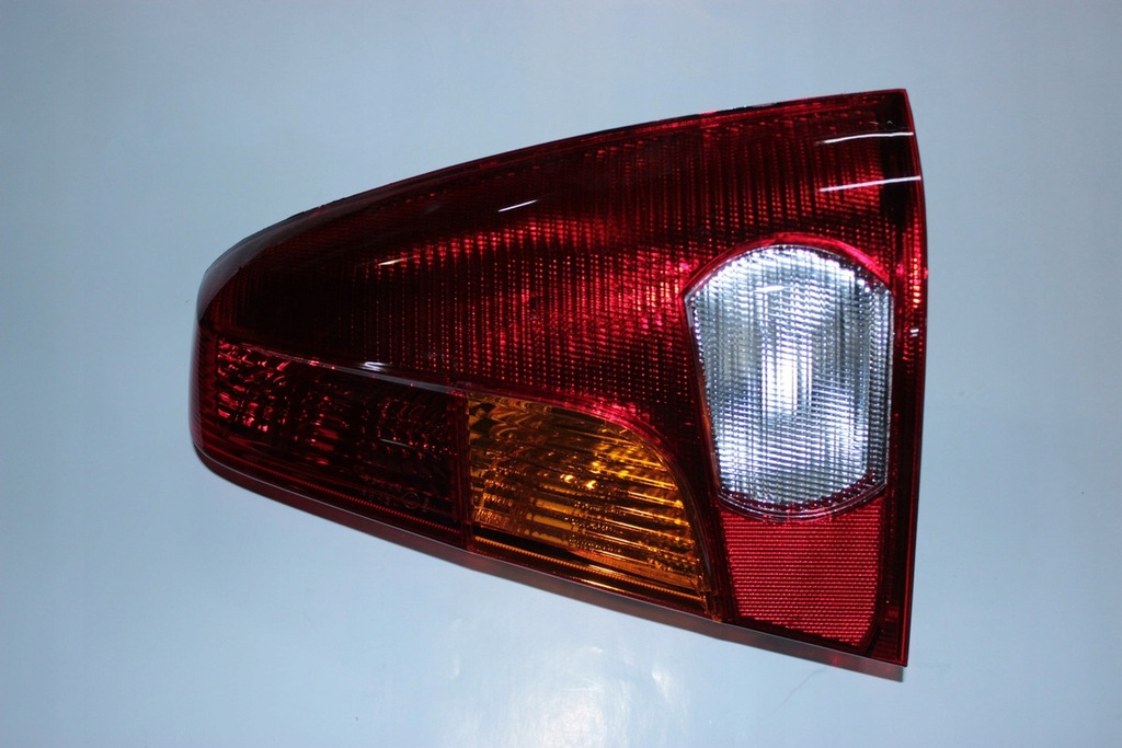 фото №1, Лампа задняя правая dacia renault logan i ls