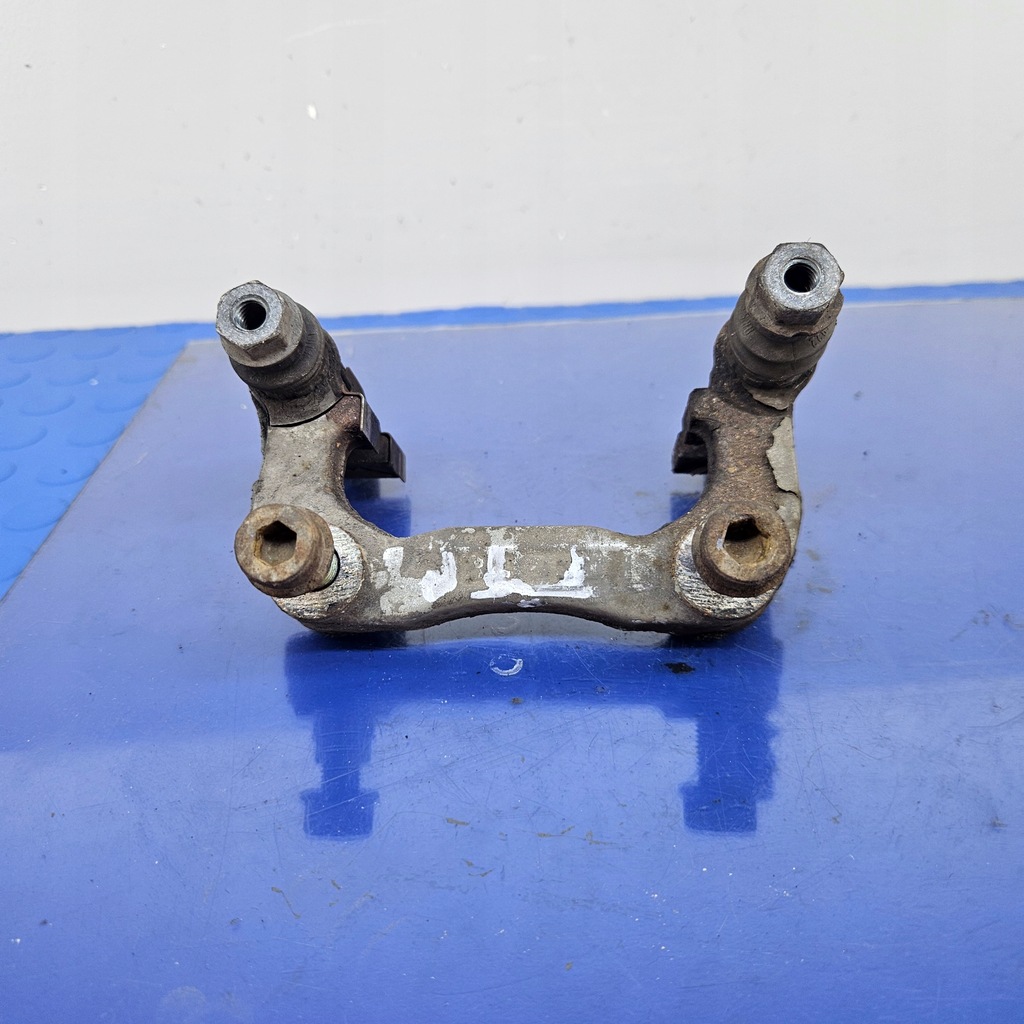 фото №1, Audi tt 8n скоба тормоза правое задняя