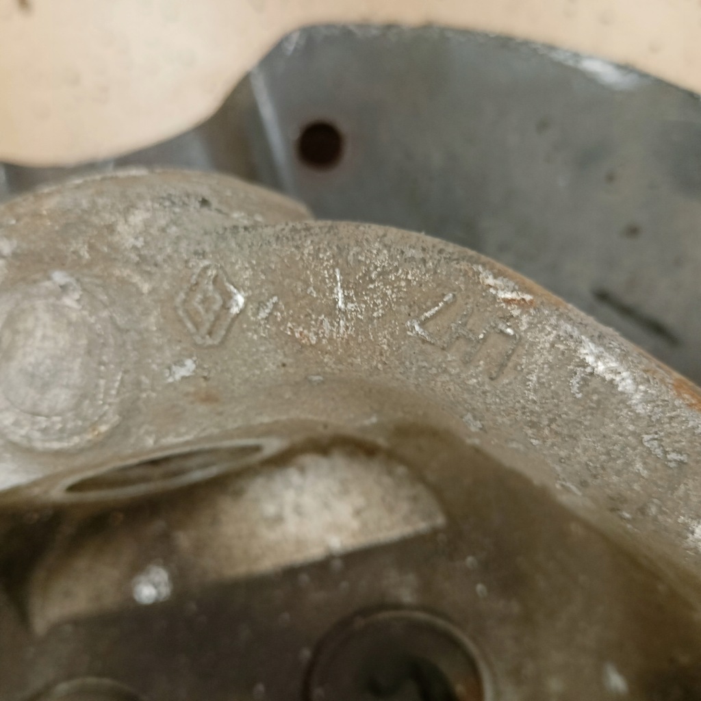 фото №8, Renault talisman поворотный кулак ступица левая передняя