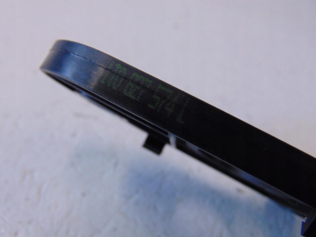 фото №7, Молдинг кнопка открывания крышки vw passat b6