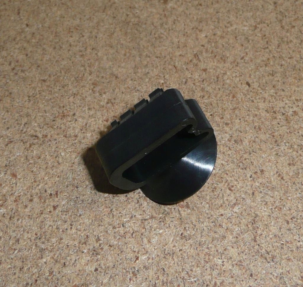 фото №1, Клипса трубопровод c xsara picasso 6991.t8