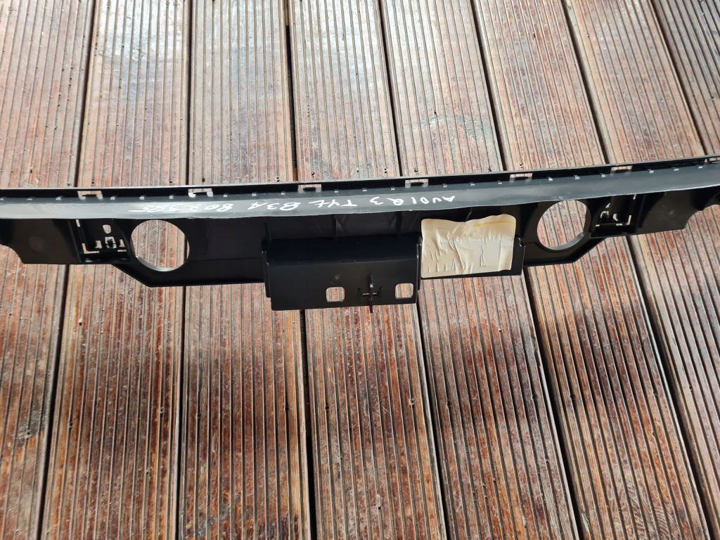 Підсилювач бампера напрямна задня audi q3 83a 807 385 Київ