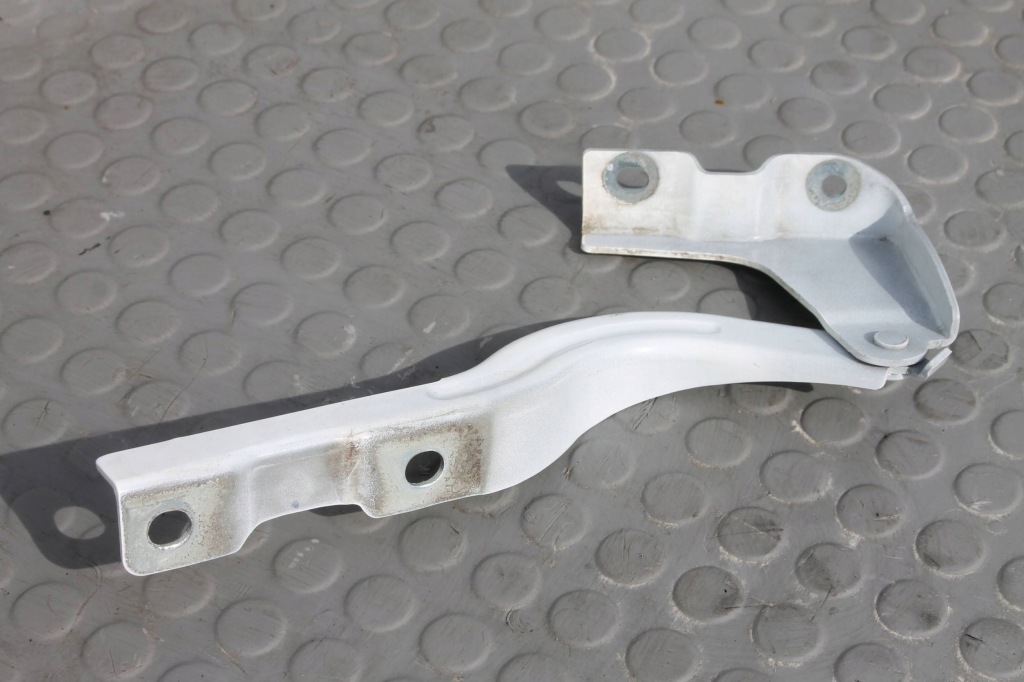 Купити Петля капот правий mg hs i 2022