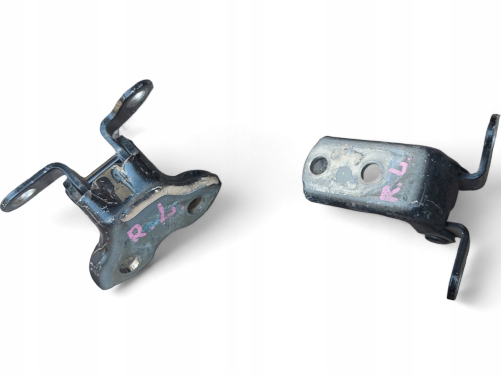 фото №1, Toyota prius 3 iii 09-15 петли дверь задних левых левый задняя