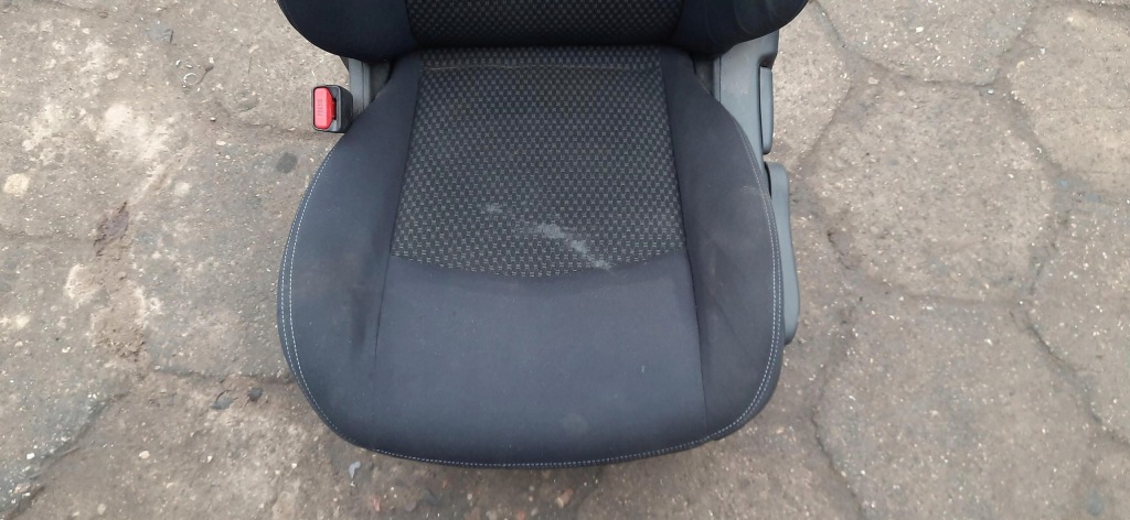 Сиденье левый перед передний nissan note 2 e12 Недорого