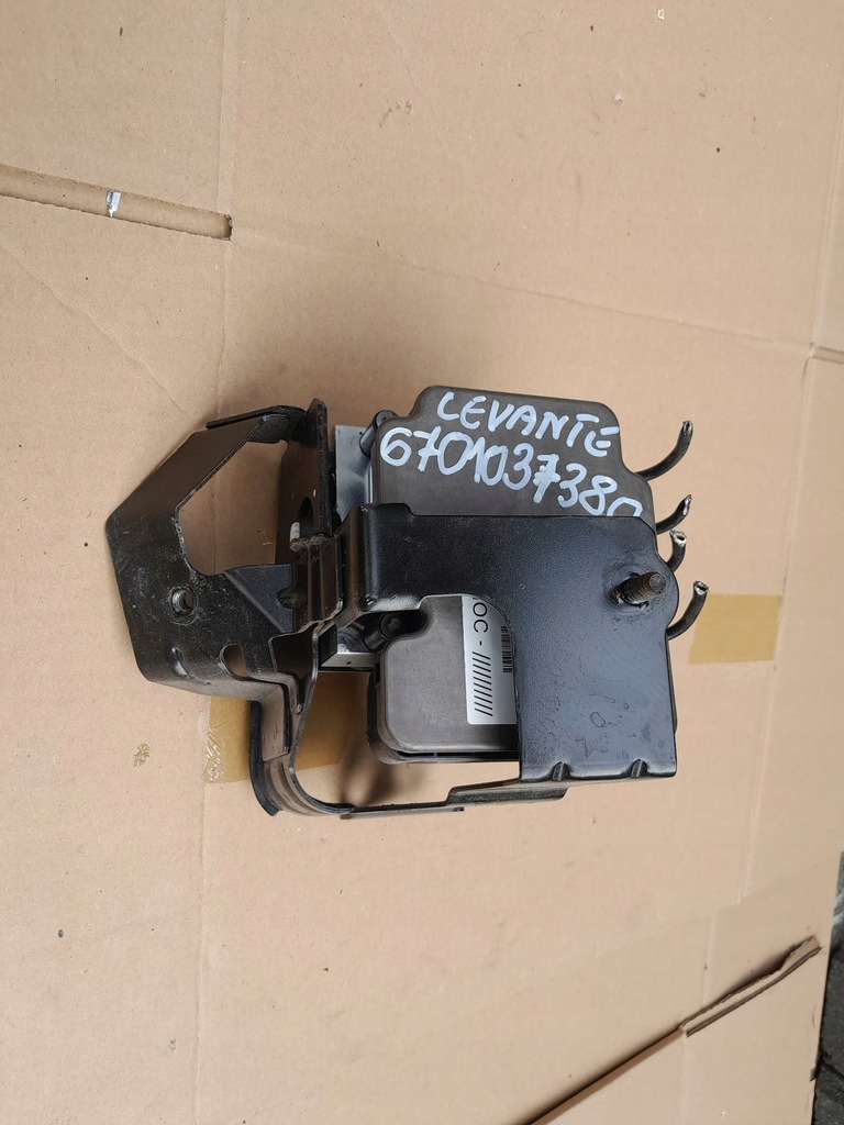 фото №1, Насос abs maserati levante 670103738