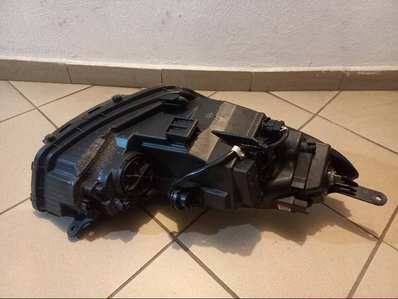 фото №12, Hyundai ix20 ix-20 10- лампа ліва передня перед