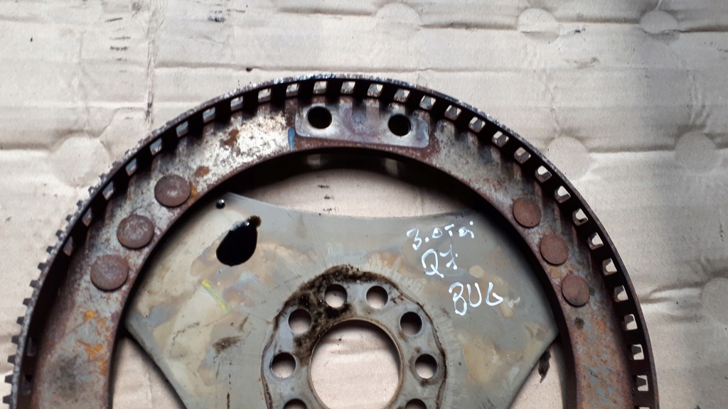 фото №9, Колесо маховик audi q7 4l 3.0 tdi bug 059105323t