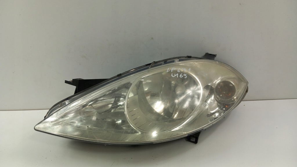 фото №1, Mercedes w169 лампа перед левая