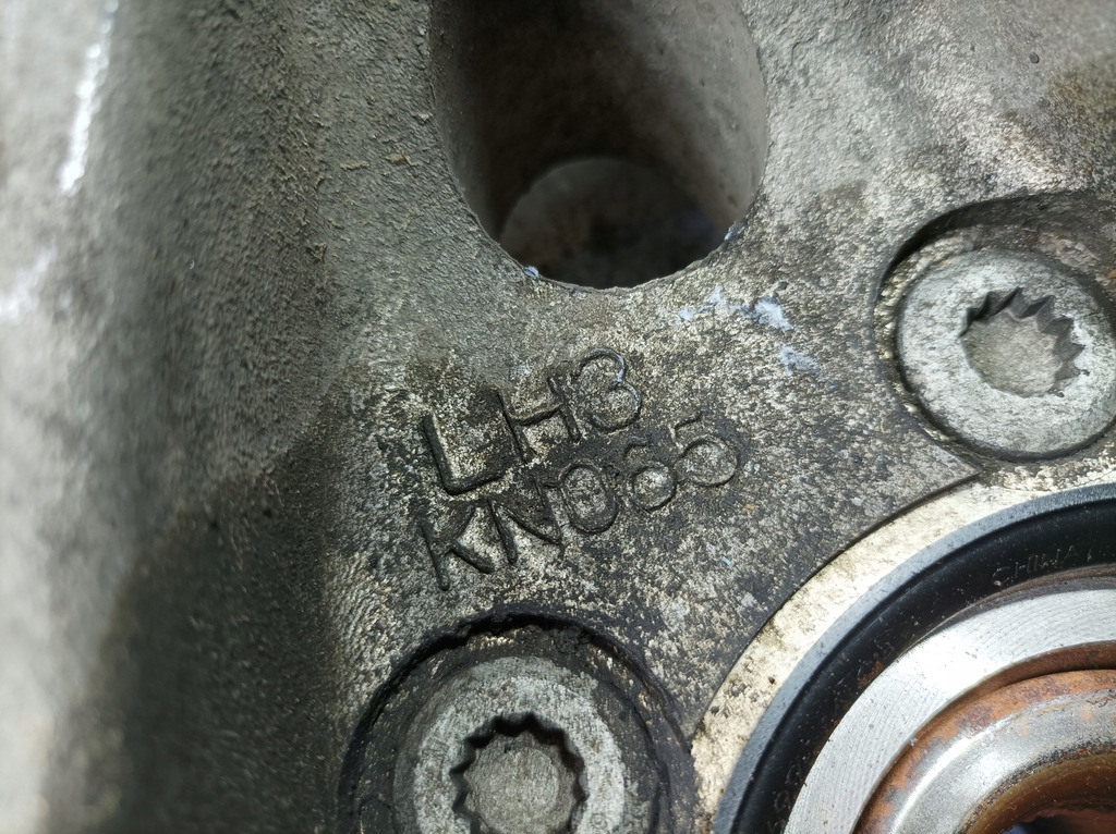 фото №8, Volvo s90 v90 ii 16- 2.0d 150km поворотний кулак ліва перед 31682225