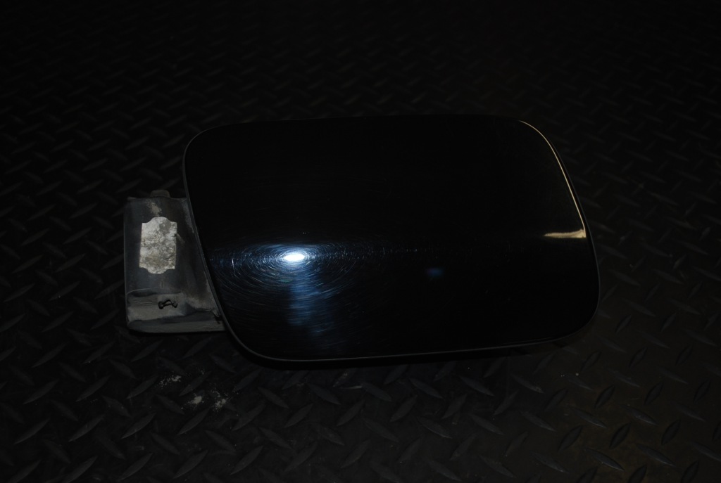 фото №1, Крышка заливной топлива audi a8 d3 czarna 4e0010331