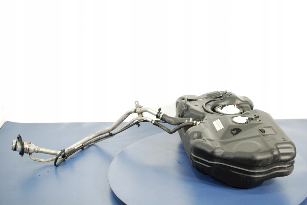 фото №6, Ford transit tourneo courier 1.0 бак топлива