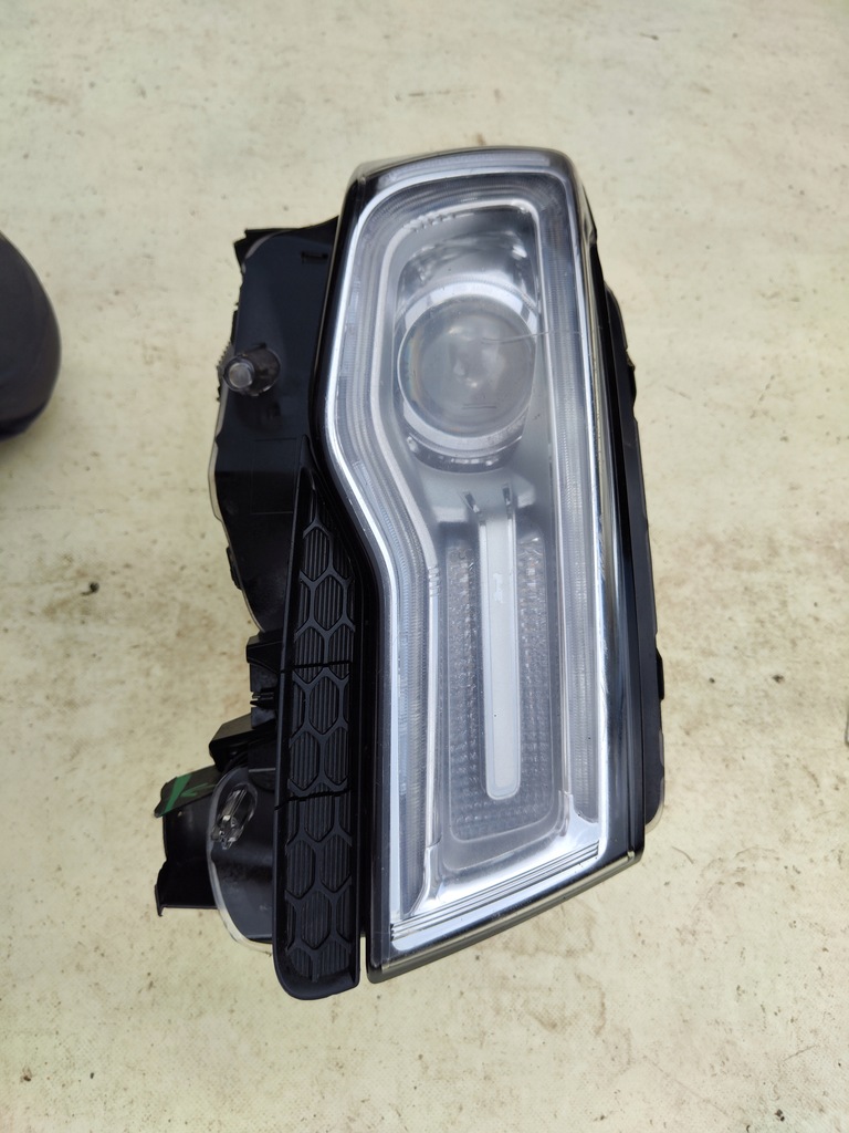 фото №14, Лампа передняя правая bi ксенон jeep grand cherokee mk2 srt afs 68111034ag