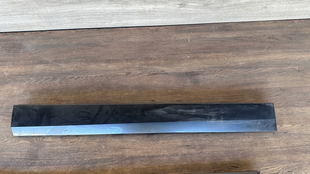 фото №1, Bmw x2 f39 молдинг дверь левая передняя 8069195