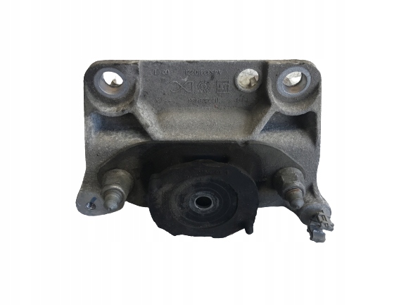 фото №1, Кронштейн двигуна smart forfour 453 ii a4532410221