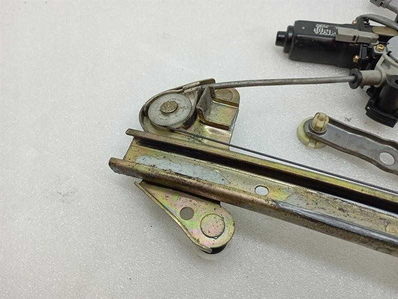 фото №6, Toyota supra a80 6982014180 left door winder 93-02