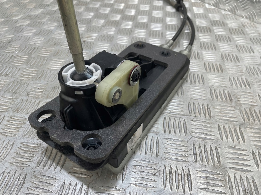 фото №4, Домкрат выборщик переключения передач тросы mini r56 r57 r58 r59 7598858 7604569