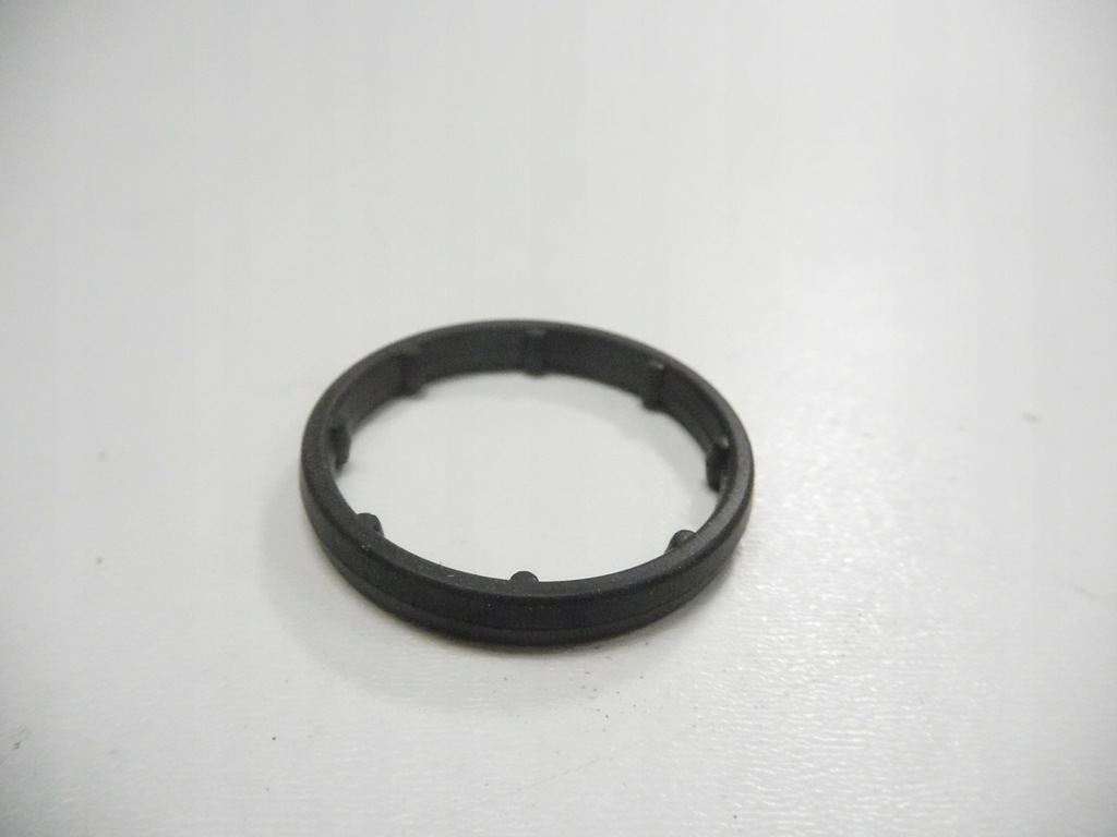 фото №6, Ущільнювальне кільце радіатора оливи volvo v50 оригінальний номер 30637339