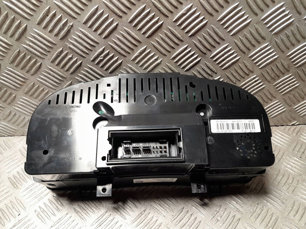 фото №8, Vw jetta лічильник прилади спідометр usa 2.5 бензин 1k0920952c