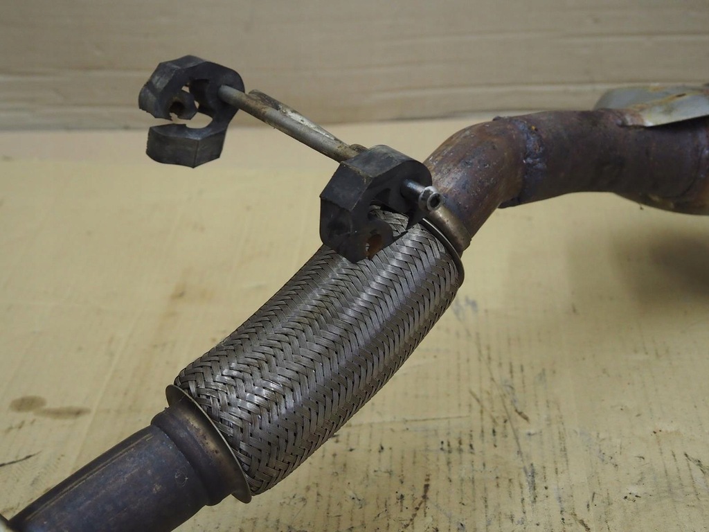 фото №14, Гасник коливань труба вихлопна volvo v70 ii 2,4 d5