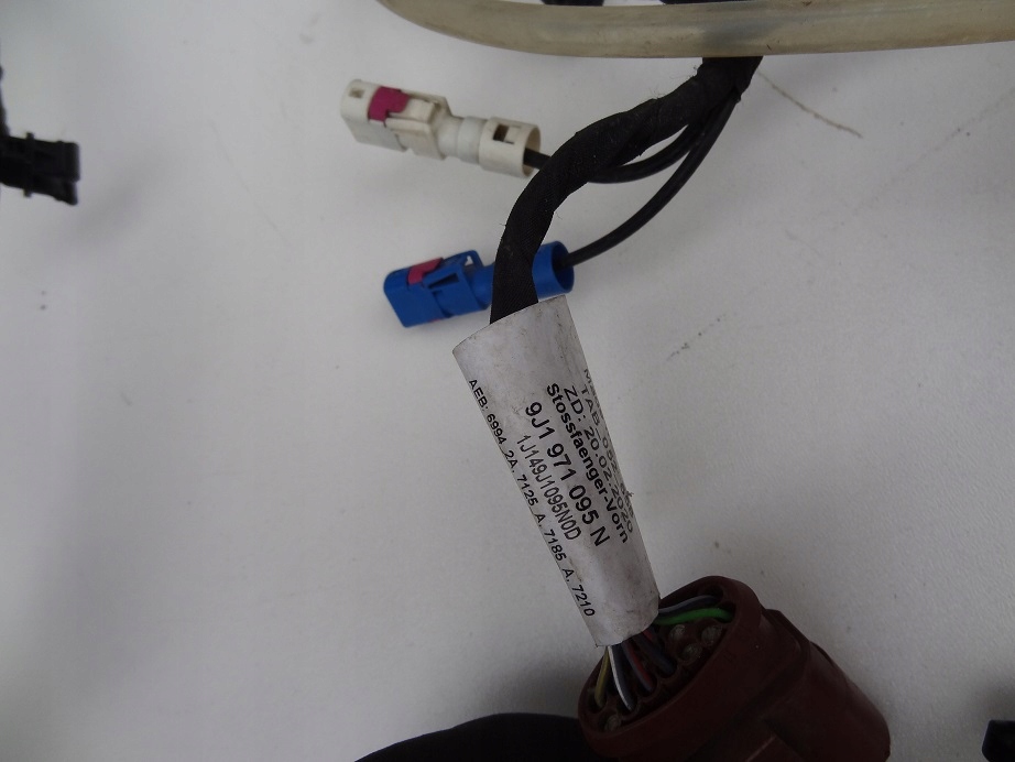 фото №9, Права повітропровід повітря жалюзі шторка електропроводка porsche taycan