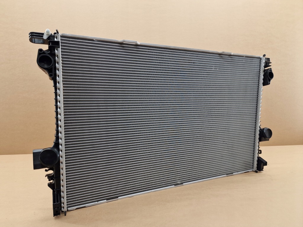 Купить Радиатор воды porsche panamera 971