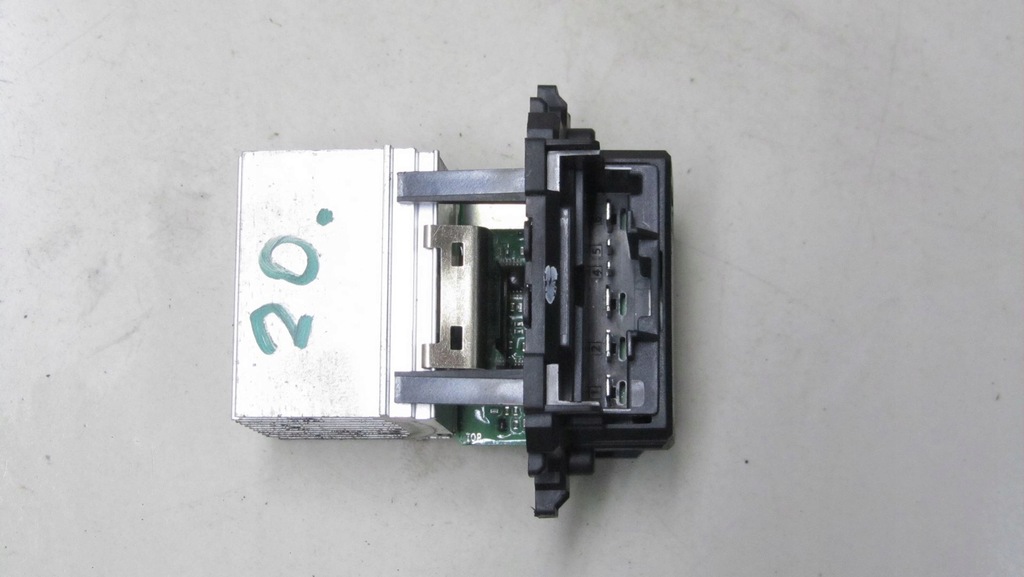 фото №1, Citroen c3 iii резистор вентилятор 16-19 20