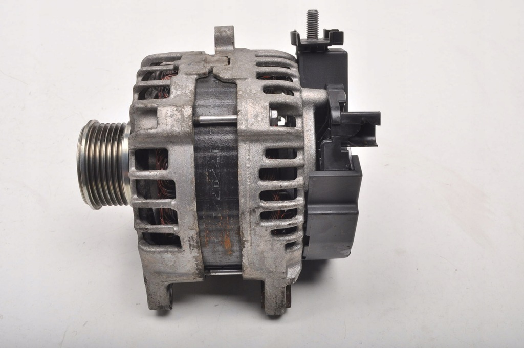 фото №1, Mercedes w176 w246 1.5 cdi генератор a0009063822