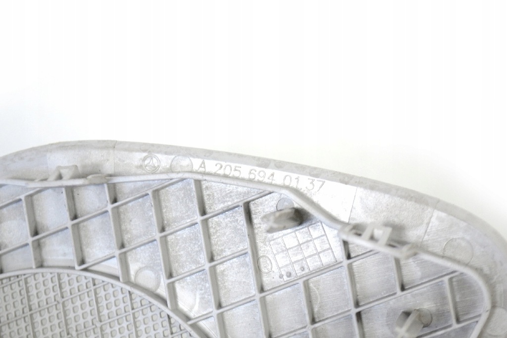 фото №5, Mercedes w205 c220 bluetec 2014 rhd защита динамика