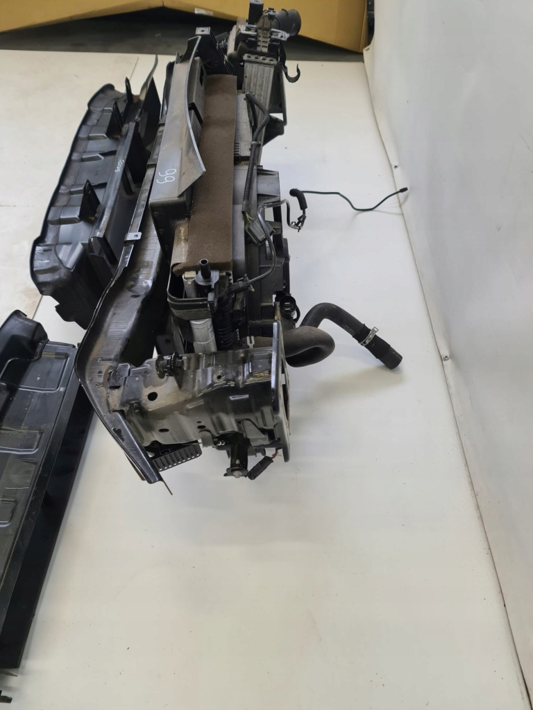 Балка усилитель радиатор focus mk3 ecoboost Оригинал