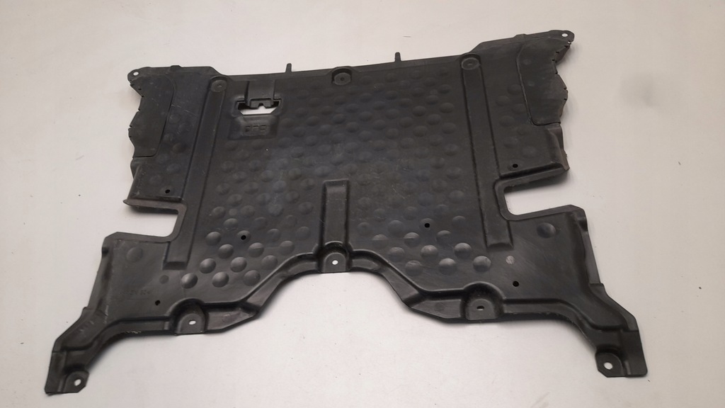 фото №6, Mercedes w206 w254 оригинальная плита защита pod двигатель a2065203200